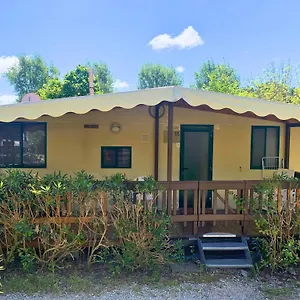  Chalet Comfortabele Familie Met Veranda Incl Airco Dichtbij Zee!